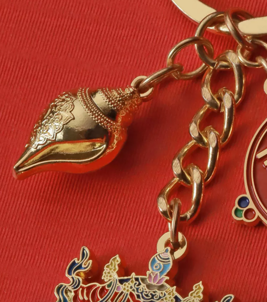 Authentic Potala Palace Eight Auspicious Keychain- Perfect Buddhist Souvenir!