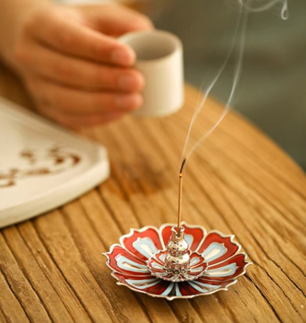 Dunhuang Three-Layer Lotus Incense Holder - Aromatherapy Essential for Home and Meditation