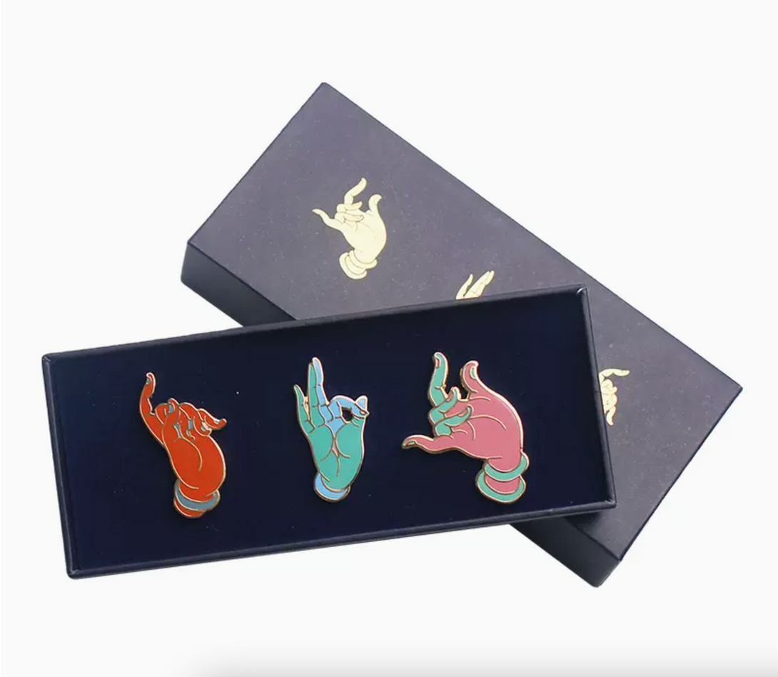 Dunhuang Flying Celestial Hand Gestures Lapel Pin Badge - Unique and Elegant