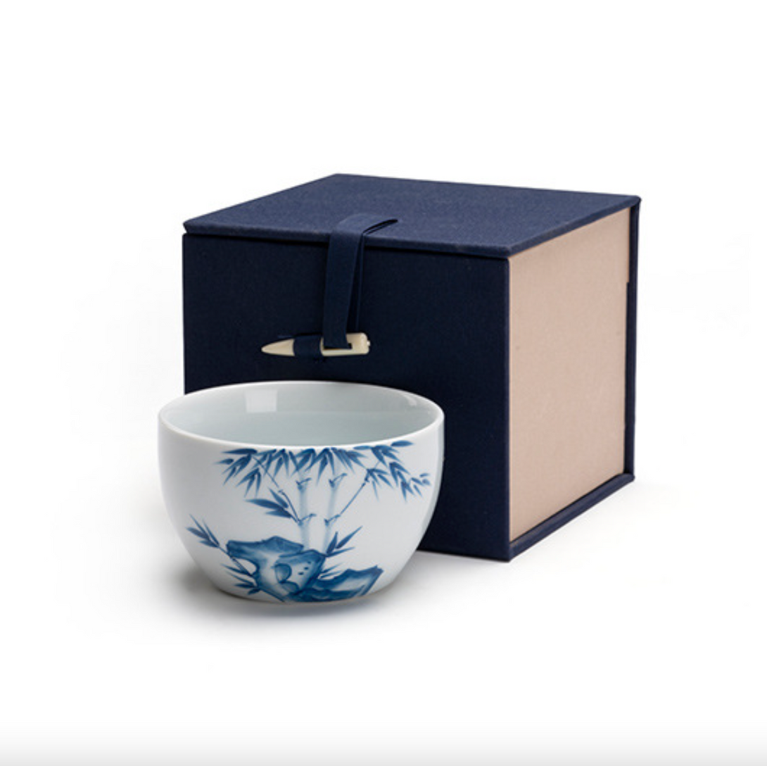 Ceramic Hand-painted Blue-and-White Porcelain Master Teacup - for Gongfu Tea Ceremony