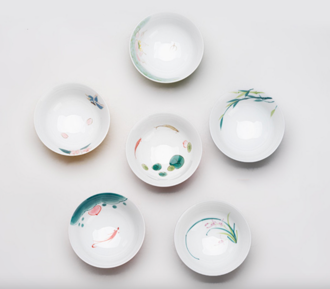 Hand-painted Underglaze White Porcelain Tea Cup Set with Colored Paints
