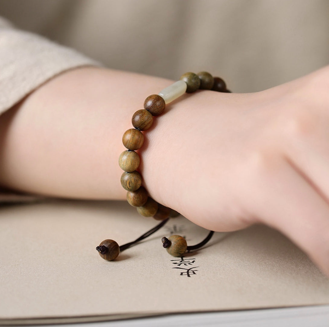 Natural Hetian Jade with Green Sandalwood Wrist Mala Bracelet | Zen Zone Dharma Shop