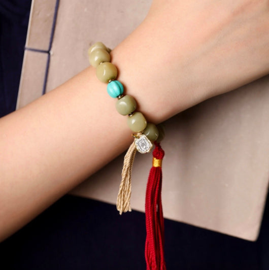 Tibetan Green Bodhi Root Dzi & Zashi Lhamo Tassel Bracelet Wrist Mala Bracelet | Zen Zone Dharma Shop