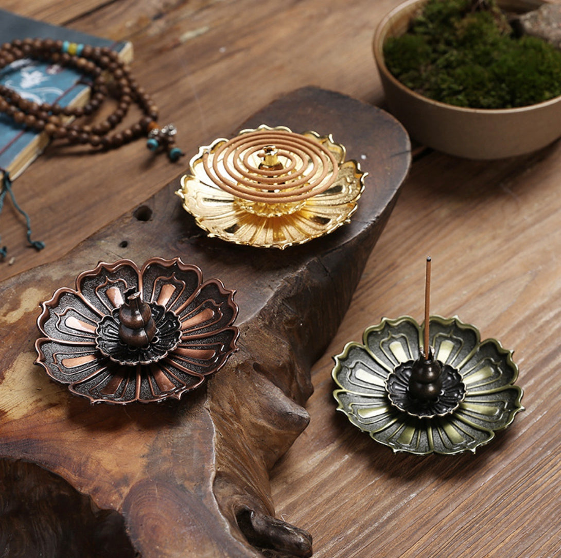 Tranquil Lotus Three-Piece Incense Holder Set - Zen-Inspired Decor | Zen Zone Buddhist Shop