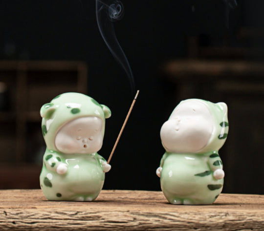 Adorable Ceramic Pig & Tiger Incense Holders - Cute and Quirky Incense Burners for Zen and Serenity